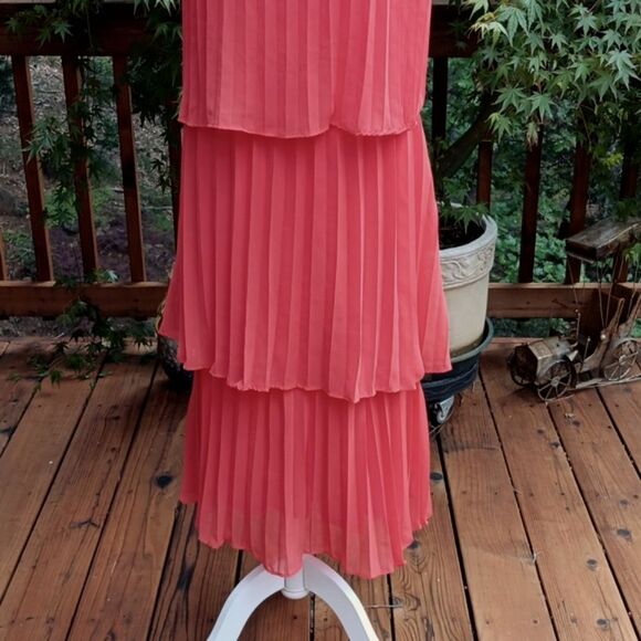 Rich Persimmon Tiered Sleeveless Midi Dress . Cocktail. Wedding - Picture 4 of 10